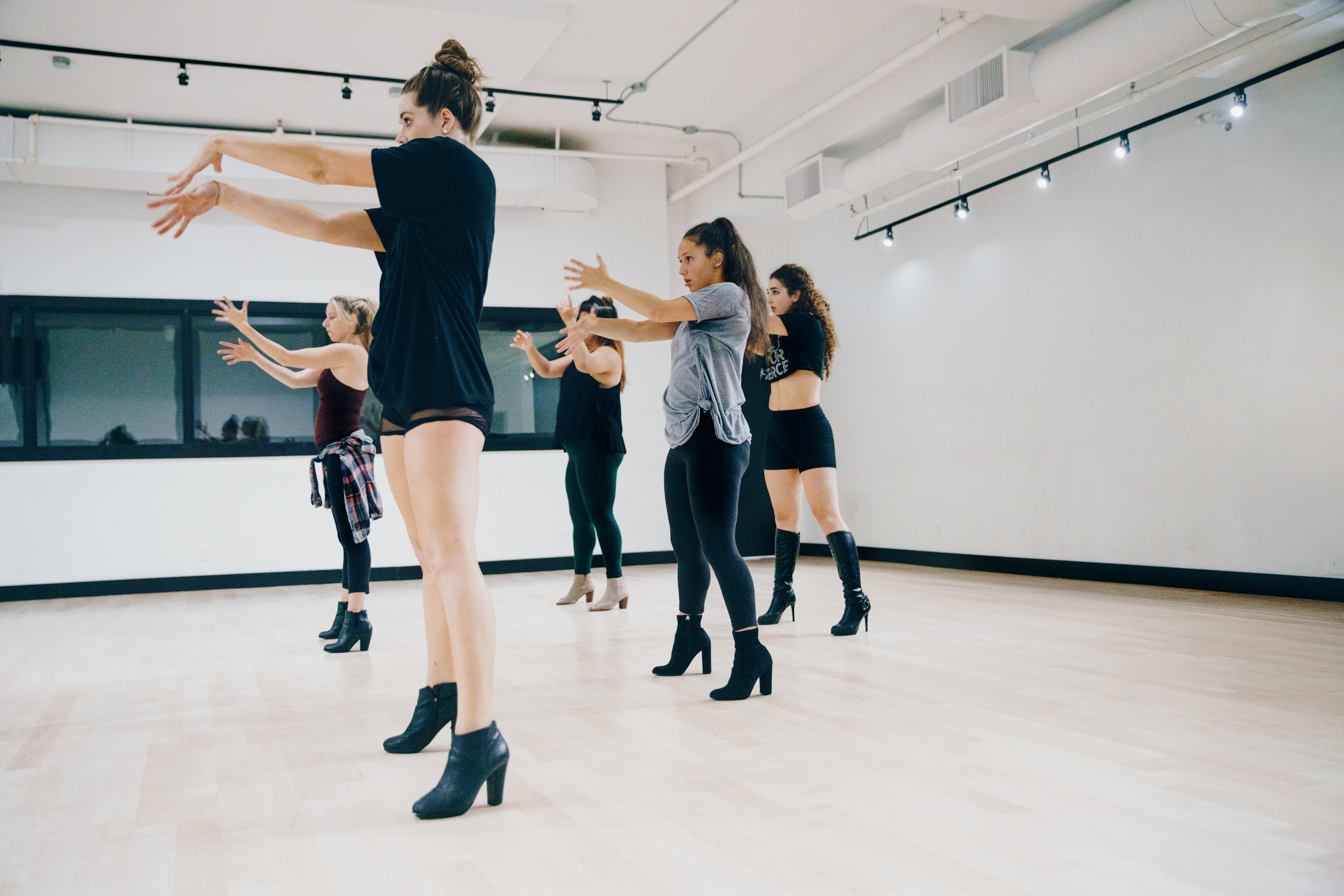 dance-studio-dance-rehearsal.jpg dance-studio-dance-rehearsal.jpg